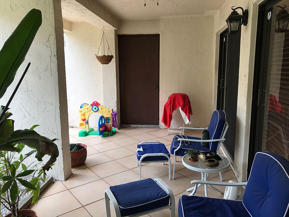 1st image of 9030 SW 125th Ave #E106