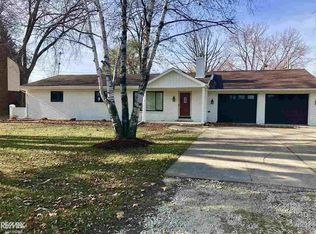 39635 Clearview St, Harrison Township, MI