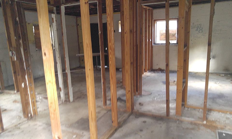 2nd image of 20150 SE 141st Ln
