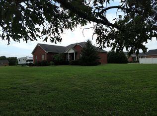 26 Maple Bend Rd, Winchester, TN 37398