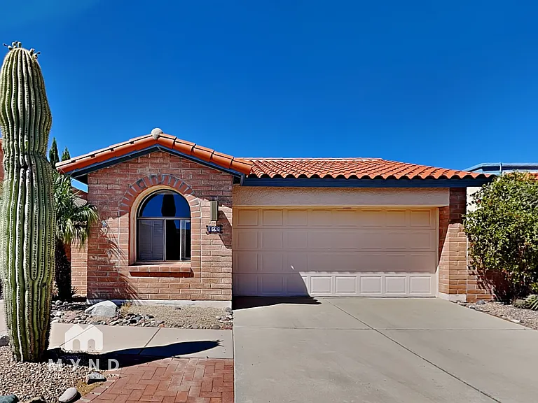 1606 W Calle Del Ducado — Photo 1