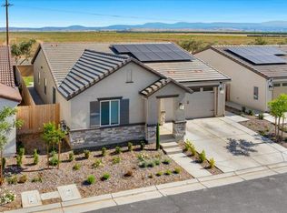 1183 Encore Way W, Madera, CA 93636