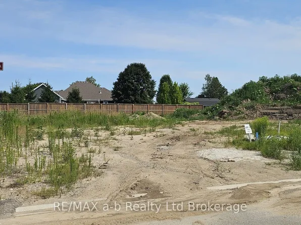4 Cornwell Cres, Norwich, ON N0J 1P0