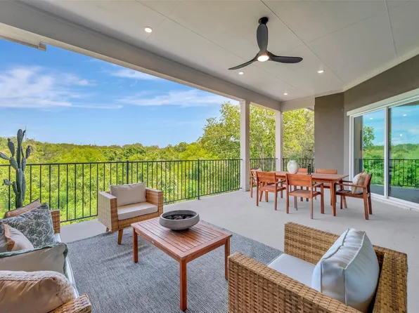 438 Rees Landing Rd, Spicewood, TX 78669