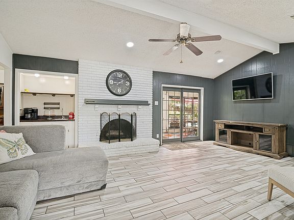 5th image of 1217 Gardengate Cir