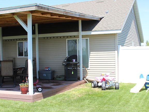 4th image of 1353 Ashley Dr