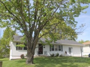 424 Clifton Dr, Cameron, MO 64429