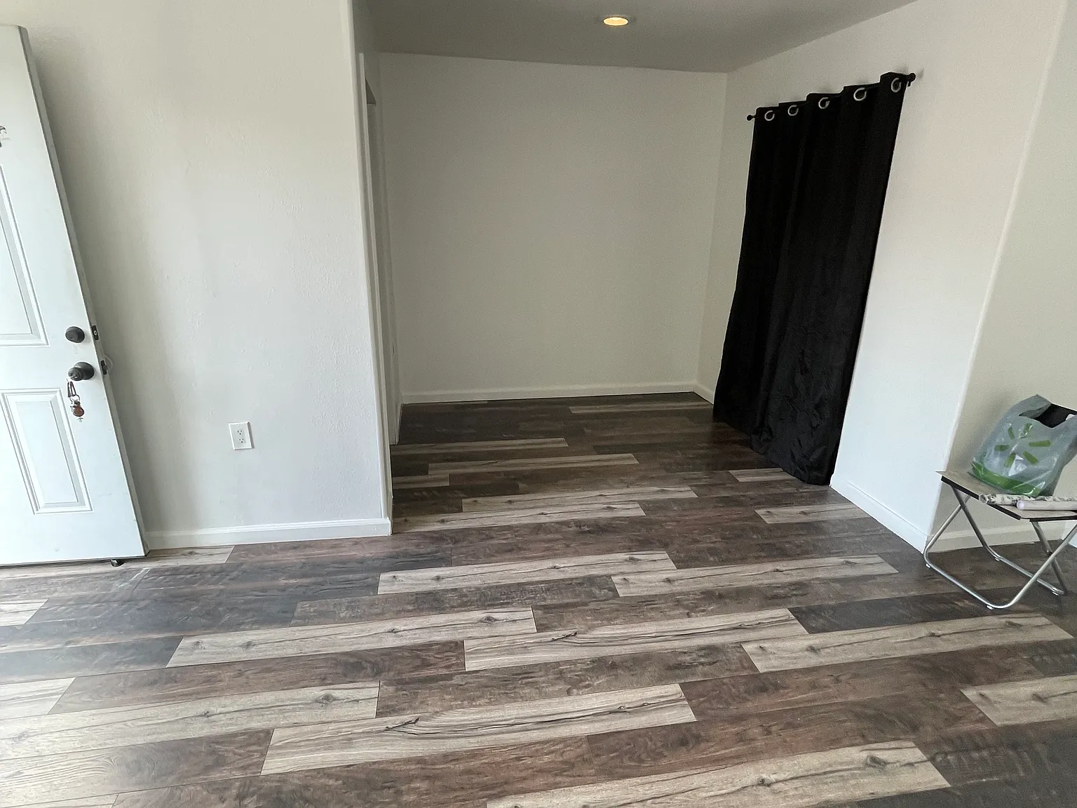 Studio, 230 sqft, $1,700 — Photo 4