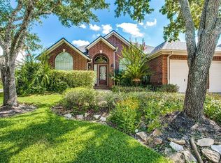 7506 Greatwood Grove Dr, Sugar Land, TX 77479