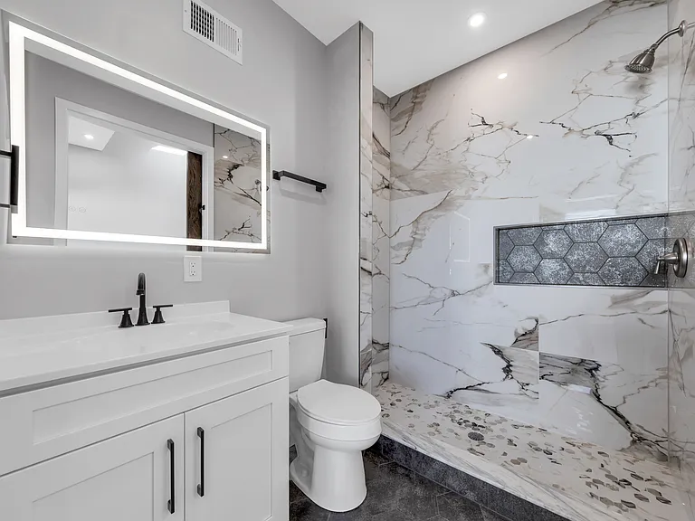 2635 W Sterner St — Photo 10