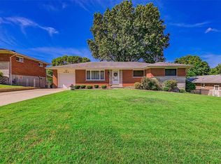 1138 Mary Candace Ln, Saint Louis, MO
