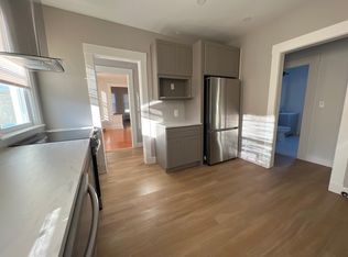 97 Park Rd FL 2ND, West Hartford, CT 06119