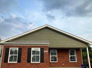 303 Tex Ave, Fairdale, KY 40118