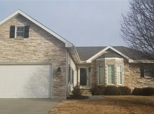 18534 Lamont St, Omaha, NE 68130