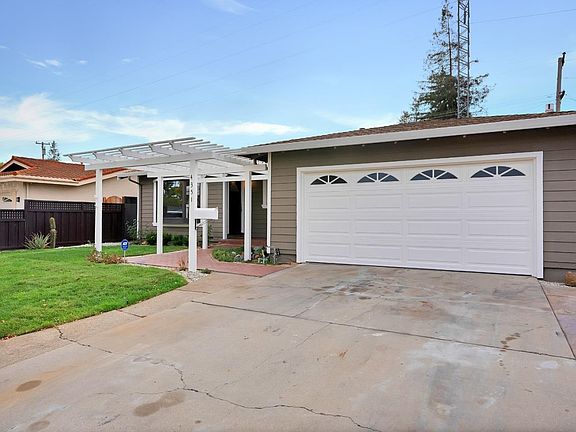 2nd image of 4351 Faraday Dr