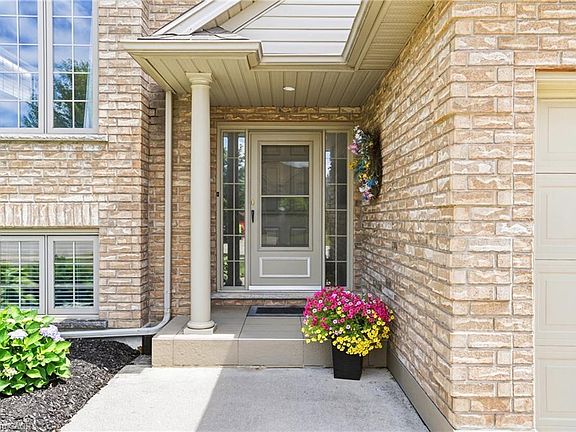 2nd image of 7032 Kelly Dr