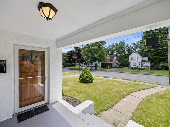 5th image of 103 E Bayard St