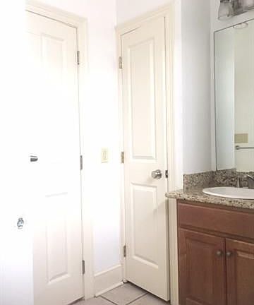 5th image of 807 Voisin St