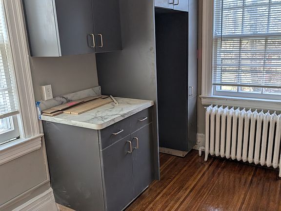 Kitchen and fridge space