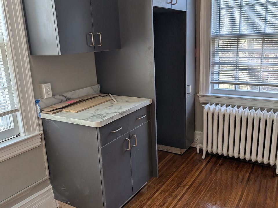 Kitchen and fridge space