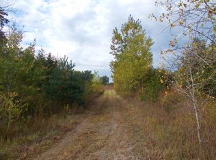 961 Pine River Rd, Smiths Creek, MI 48074