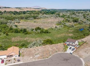 741 Tanglewood Dr, Richland, WA 99352