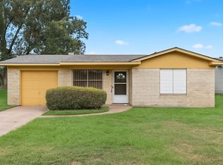 1820 Rosalee St, La Marque, TX 77568