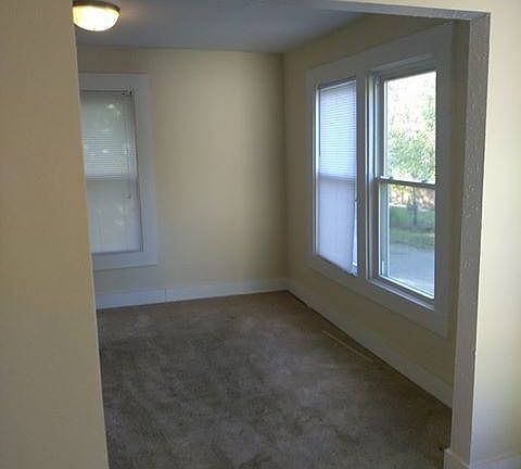 3rd image of 209 W 42nd Ave #2