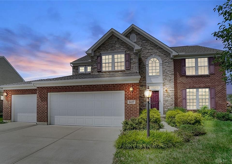 1st image of 9427 Oak Brook Dr