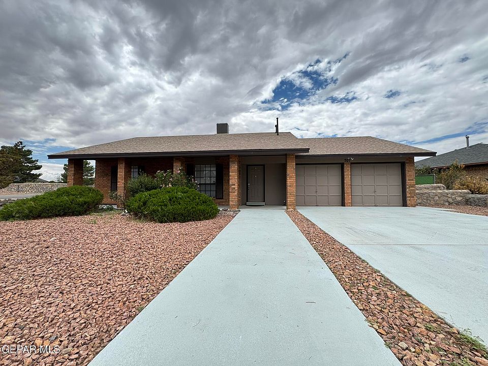 1st image of 701 Espolon Dr
