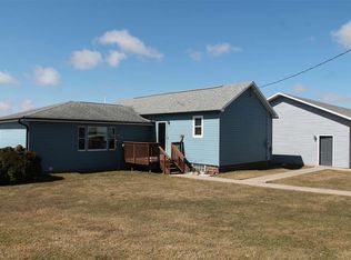 1127 174th St, Postville, IA 52162