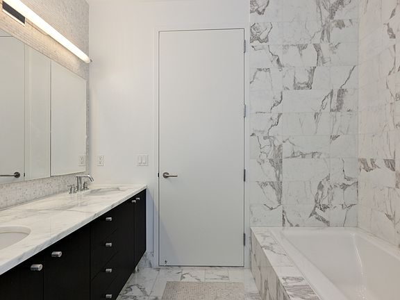 5th image of 46-30 Center Blvd #1701
