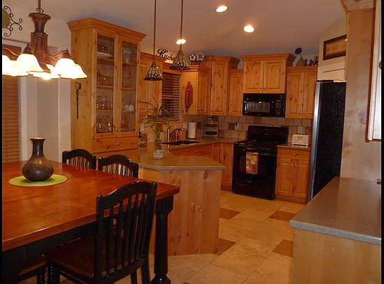 3rd image of 3684 W Salinas Dr