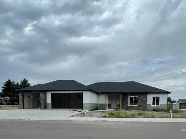 2101 Q St, Heyburn, ID 83336