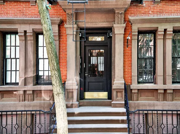 82 Jane Street image 10 of 14