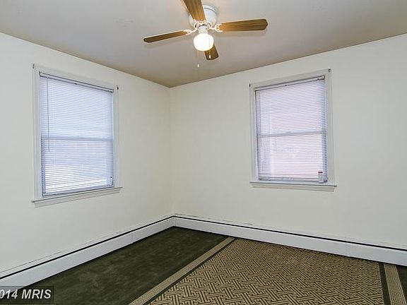 4th image of 6818 Youngstown Ave