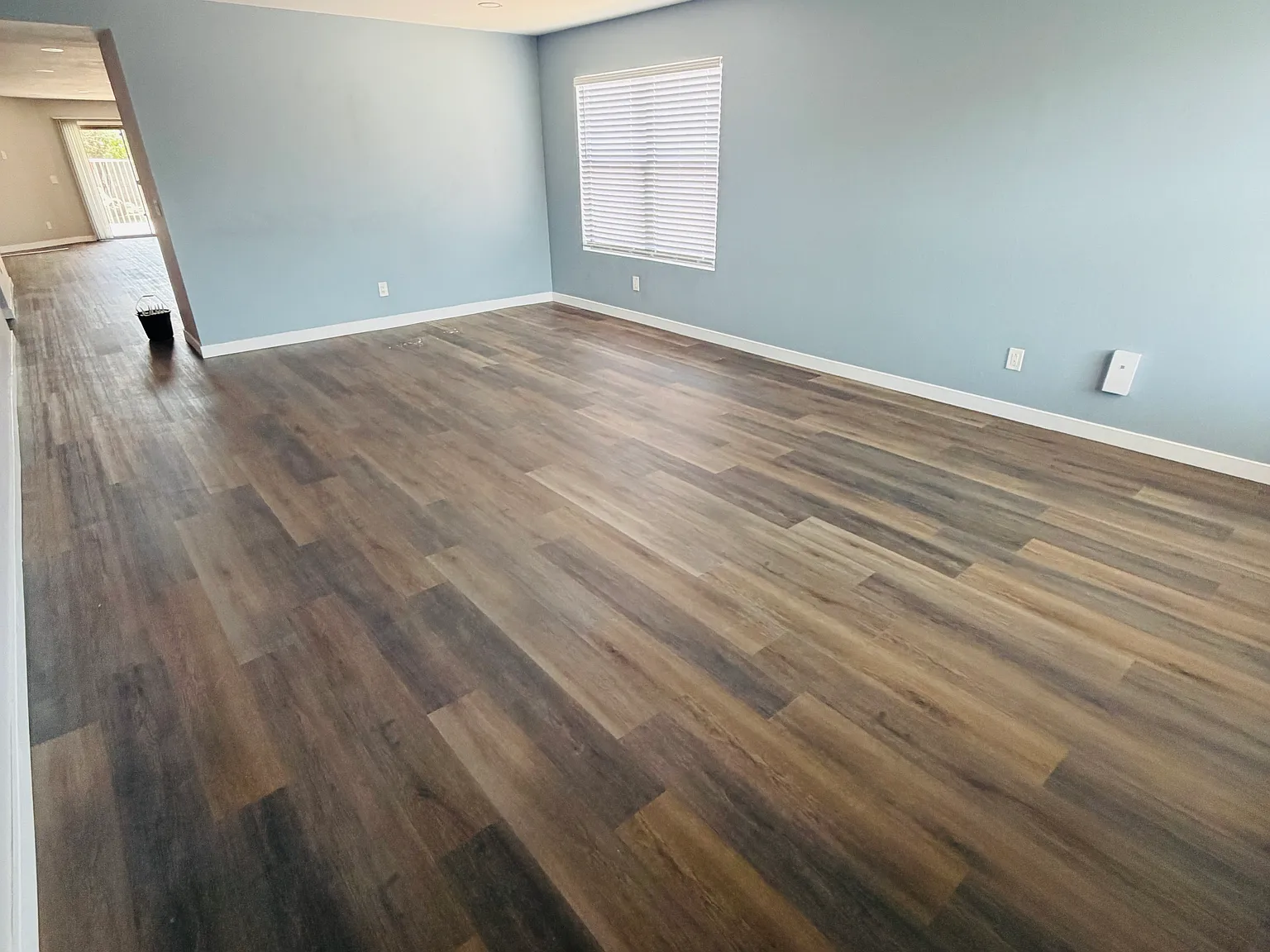 4 bed, 1919 sqft, $2,895 — Photo 3