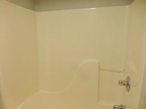 5th image of 813 Merridale Ave