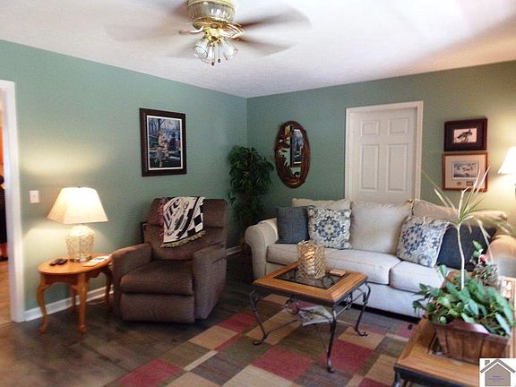 5th image of 11 Ellenwood Dr