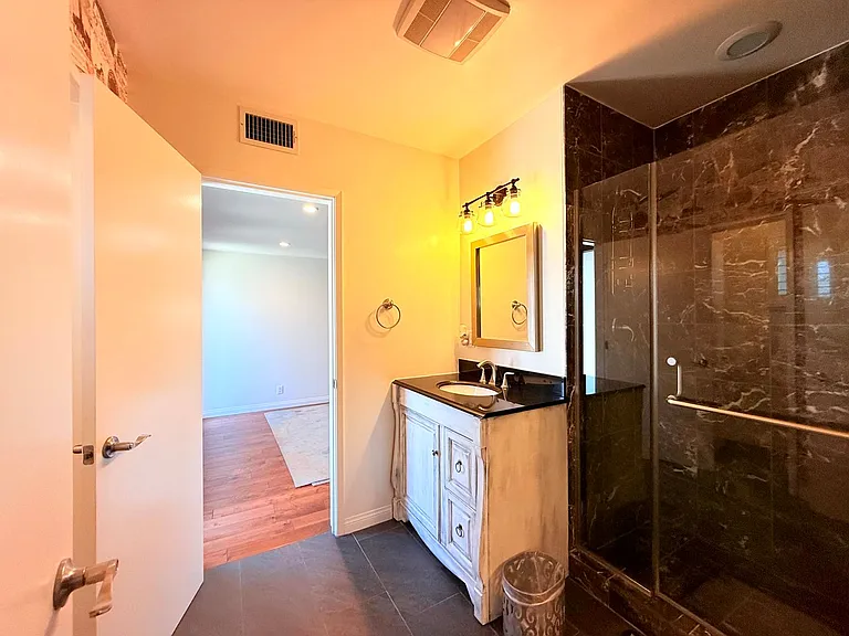 5500 Shenandoah Ave — Photo 36