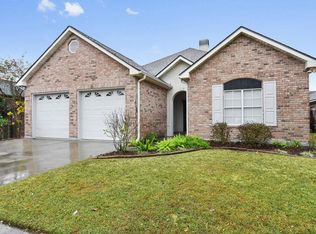 507 Kings Cove Cir, Lafayette, LA 70508