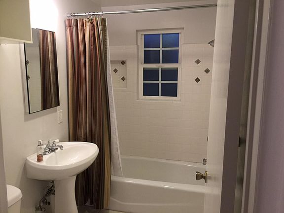 3rd image of 2329 Montrose Ave