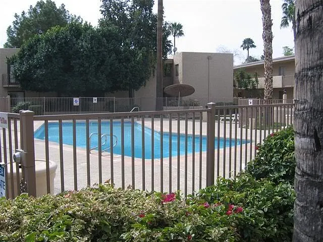 1 bed, 650 sqft, $1,295 — Photo 2