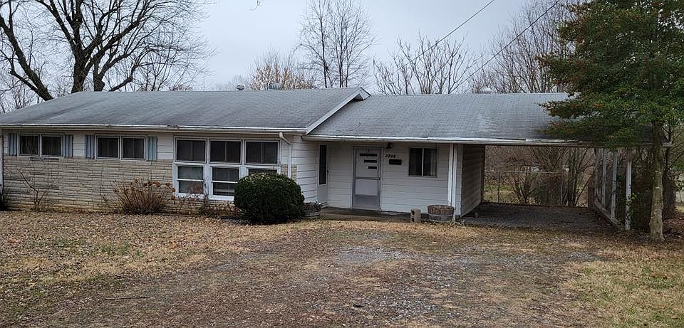 1st image of 2216 Brent Dr