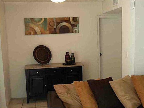 2nd image of 16919 North Bay Road