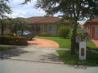 9044 NW 164th St, Miami Lakes, FL 33018