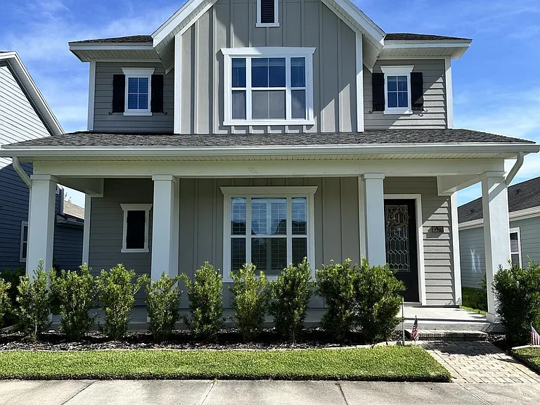 228 Dalton Cir — Photo 1