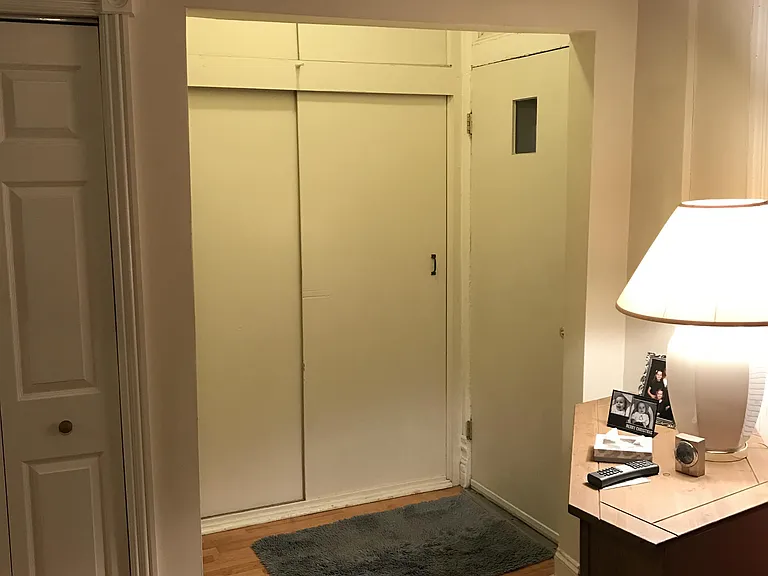 905 S Aberdeen St #1F — Photo 8