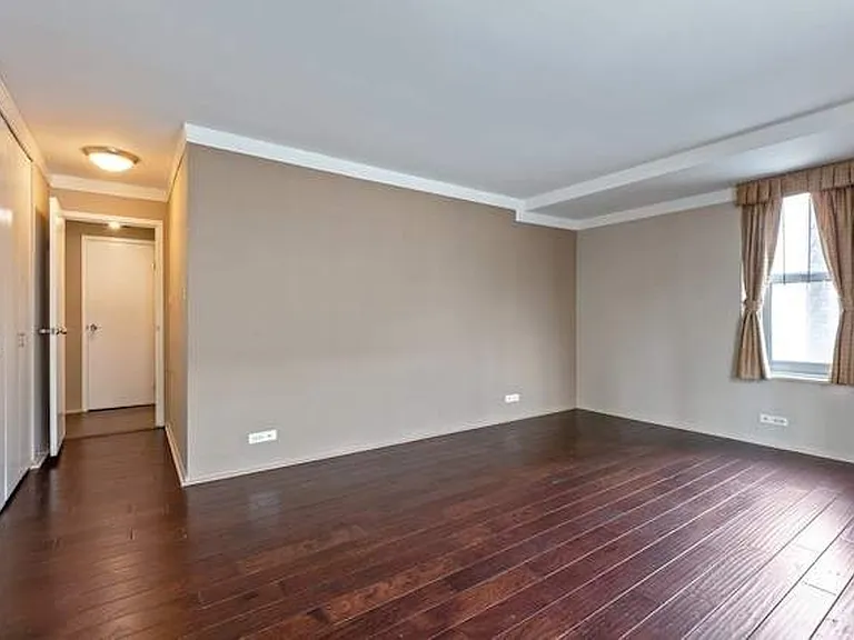 777 N Michigan Ave #1609 — Photo 1