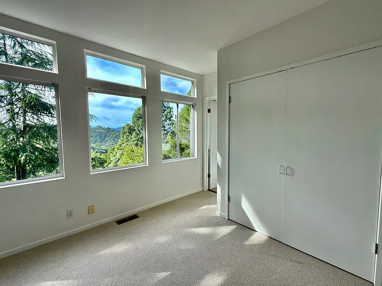 25 Oakhurst Rd — Photo 16
